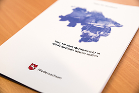 Broschüre zum Nachbarschaftsrecht des niedersächsischen Justizministeriums