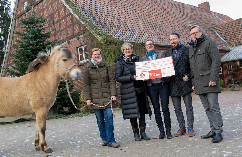 Engagieren sich für die tiergestützte Therapie (von links): Daniela Kray, Kornelia Böert, Monika Scholz, Heiko Cieslik und Otto Steinkamp.