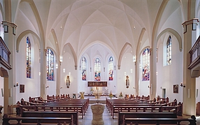 Innenraum der Wallfahrtskirche Rulle