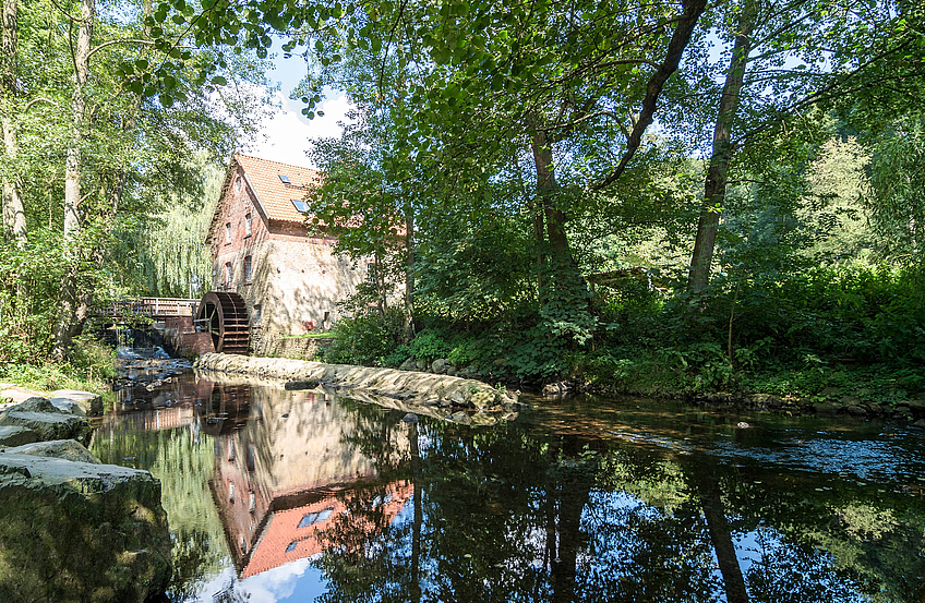 Start und Ziel des Schnatgangs: Knollmeyers Wassermühle im Nettetal.