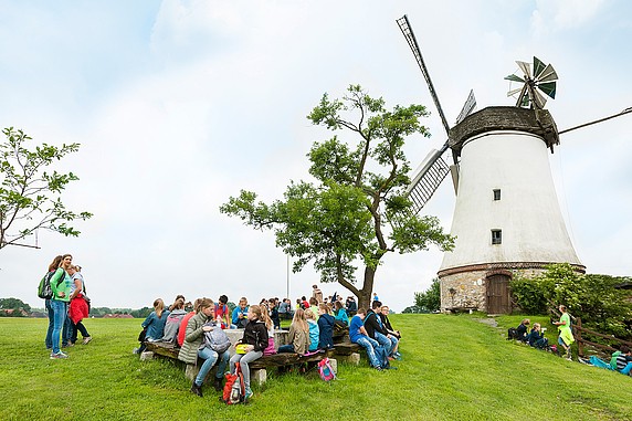 Eine der Mühlen am Mühlenweg: die Windmühle Lechtingen