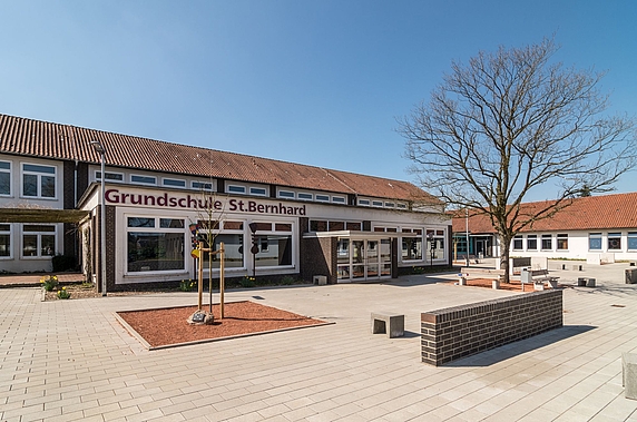 St. Bernhard-Schule