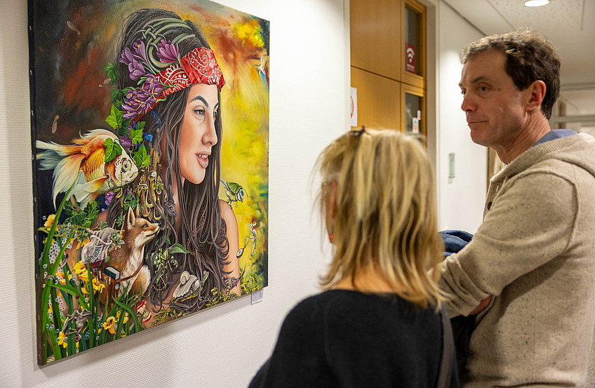 Impressionen der Vernissage zu Jérémy Piquets „Fantastische Welten“ im Wallenhorster Rathaus.